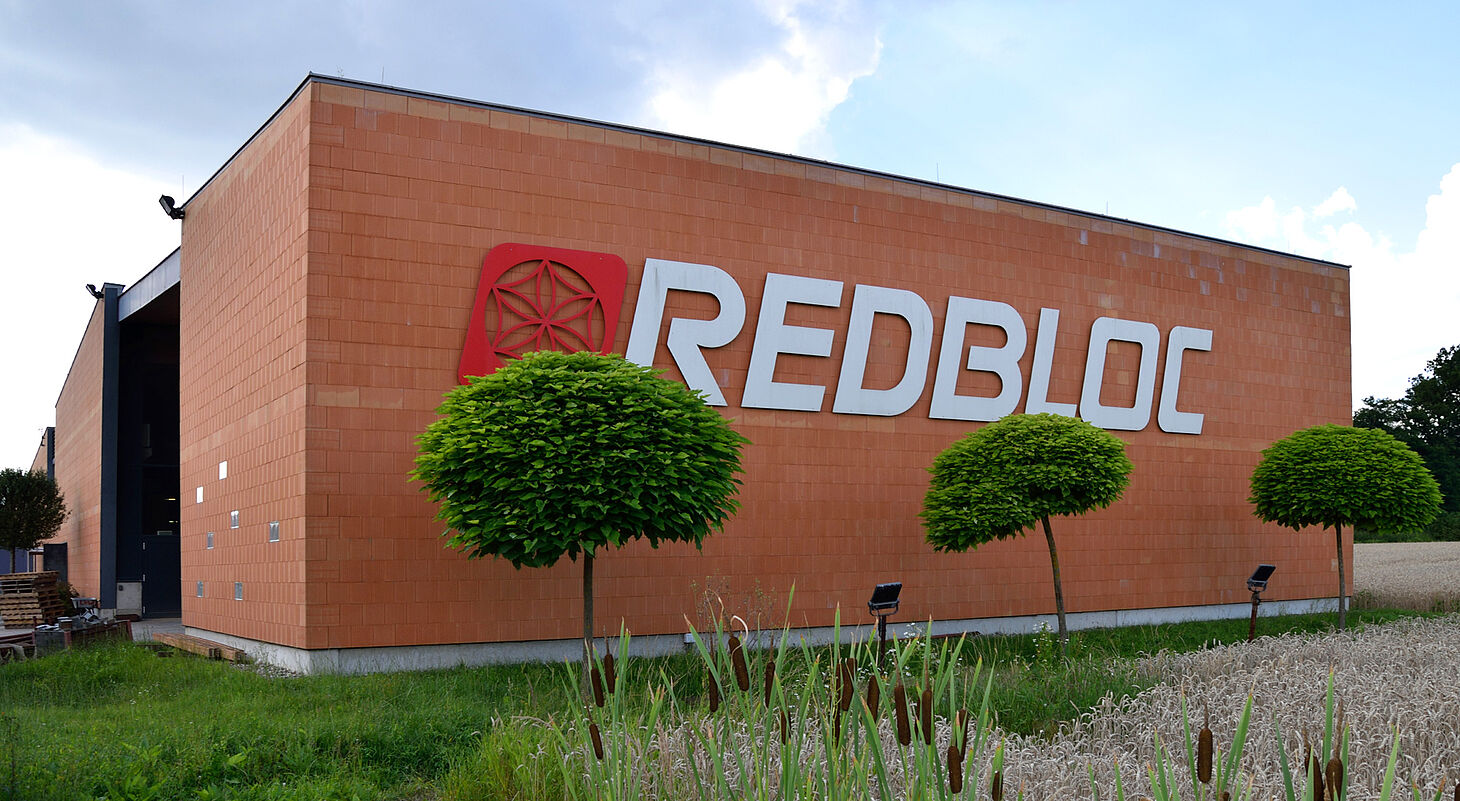 Redbloc Economic Line - Wels, Austria